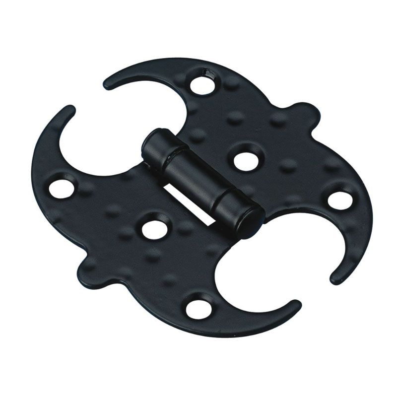 AMIG 553/12629 LÁDAPÁNT DÍSZES 125*114*2mm FEKETE KOVÁCSOLT VAS JELLEGŰ LÁDAVASALAT AMIG 553/12629 LÁDAPÁNT DÍSZES 125*114*2mm FEKETE KOVÁCSOLT VAS JELLEGŰ LÁDAVASALAT